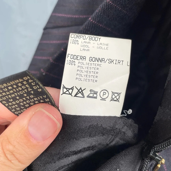 Roberto Cavalli Pin stripe Pencil Skirt, size IT44 (US6/8) - Picture 8 of 10